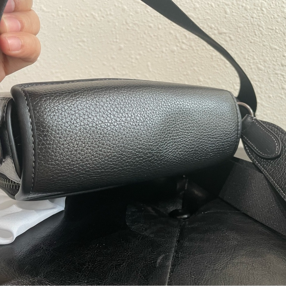 Coach Sullivan Flap Crossbody Bag. - Picture 8 of 15